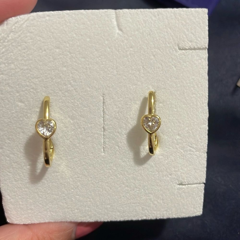 HRH COLLECTION HEART HOOP EARRINGS